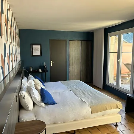 Hôtel-restaurant Le Sénéchal Hotel