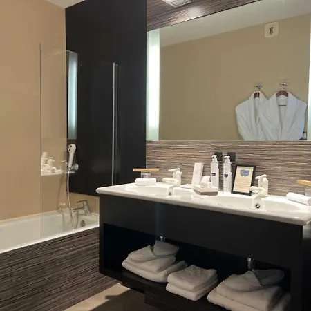 Hôtel-restaurant Le Sénéchal Sauveterre-de-Rouergue