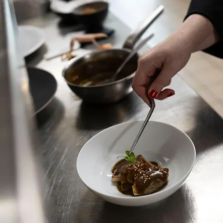 Hôtel-restaurant Le Sénéchal Sauveterre-de-Rouergue