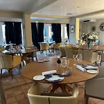 Hotel Hôtel-restaurant Le Sénéchal 4*