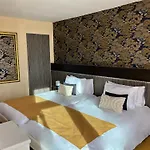 Hotel Hôtel-restaurant Le Sénéchal 4*
