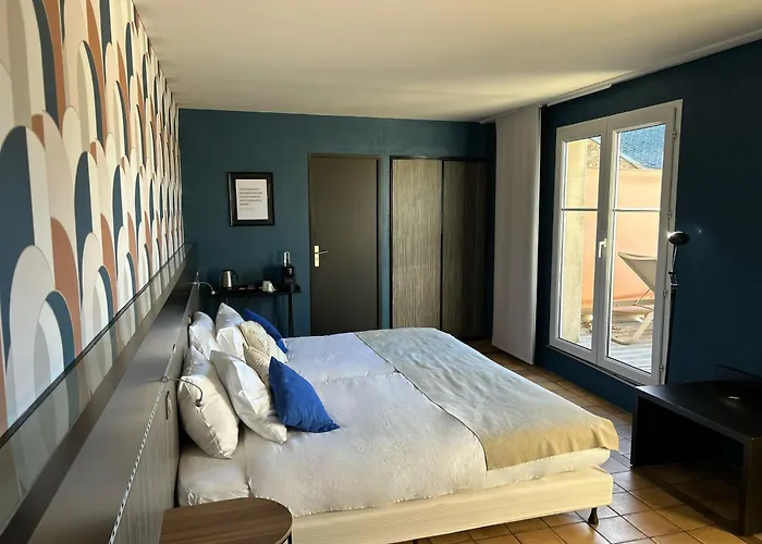 Hotel-restaurant Le Senechal מלון