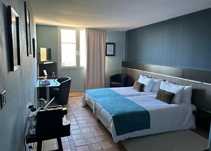 Hotel Hôtel-restaurant Le Sénéchal