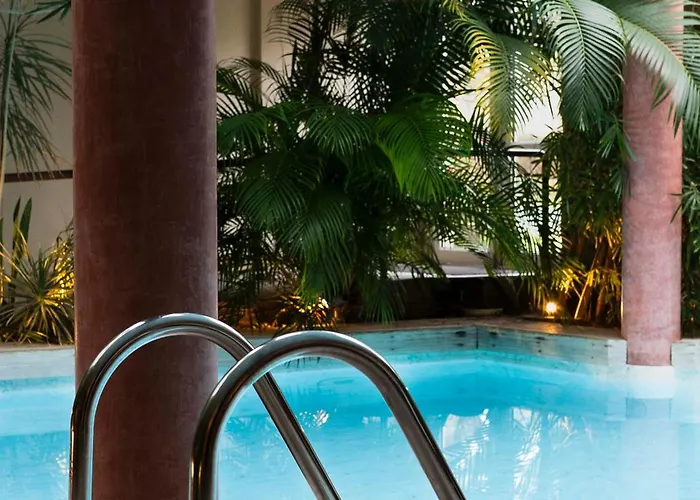 Hotel-restaurant Le Senechal 4*