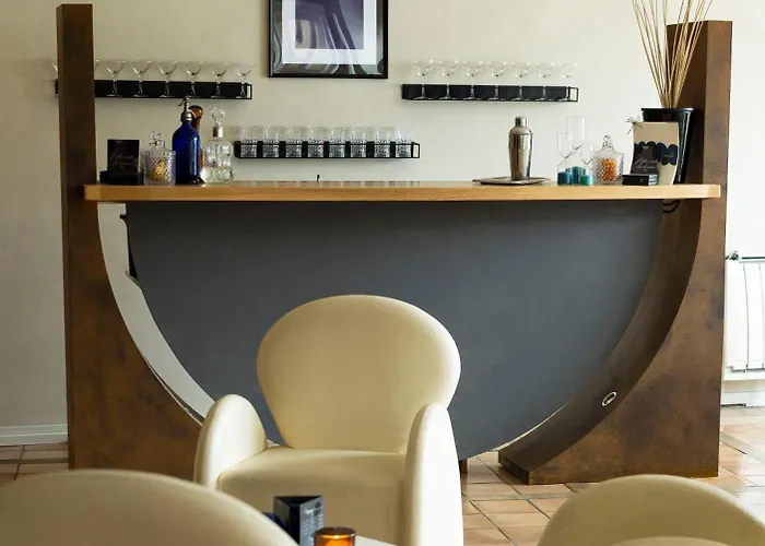 Hotel Hôtel-restaurant Le Sénéchal Sauveterre-de-Rouergue